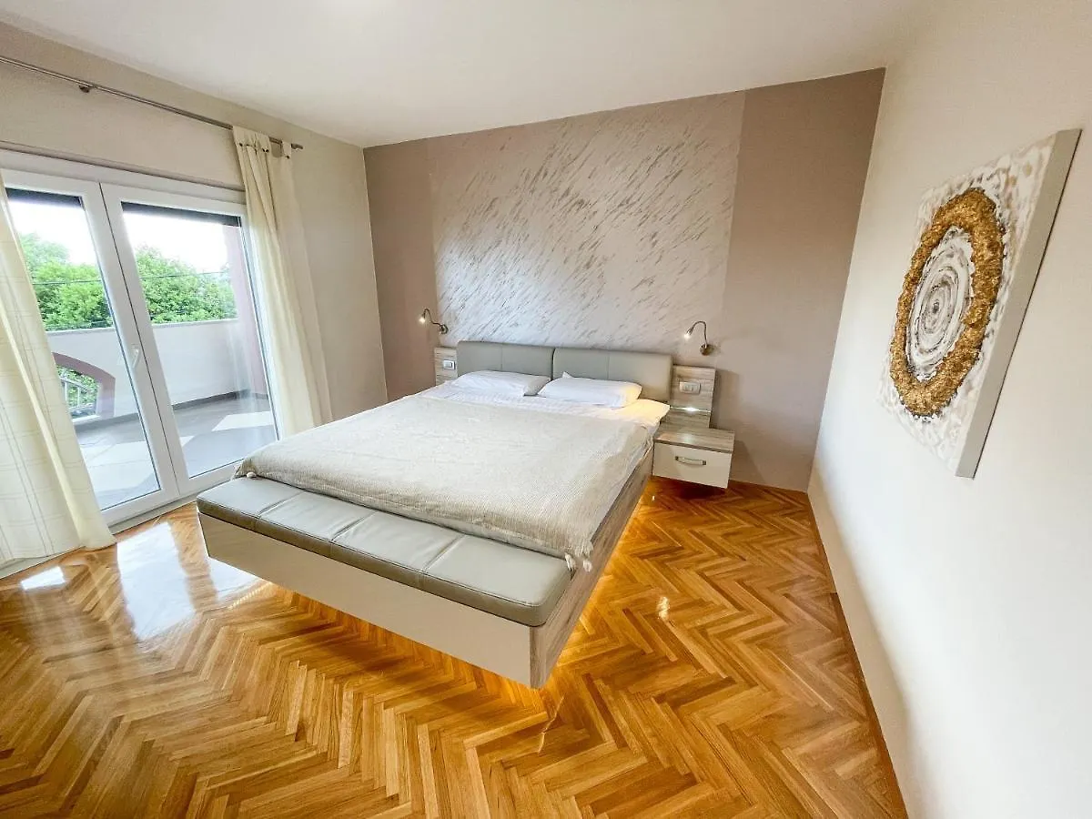 Apartman Oaza Crikvenica 0*,  Croatia